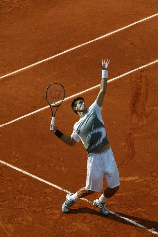 djokovic serve